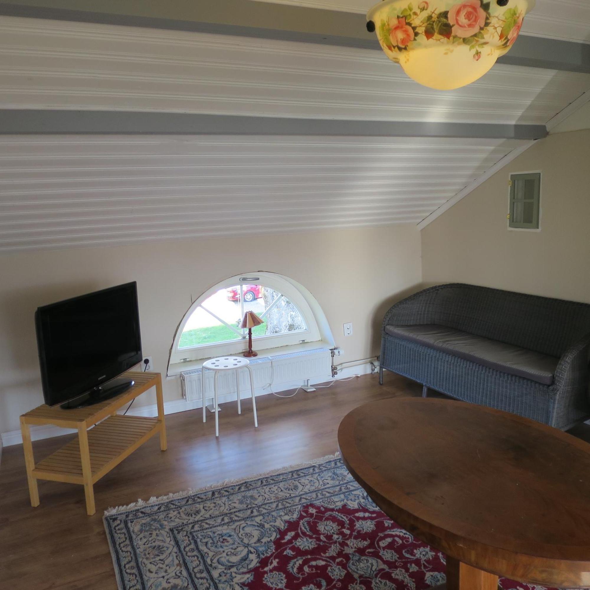 Huldas Gard Villa Med Sjaelvhushall Kumla  Extérieur photo